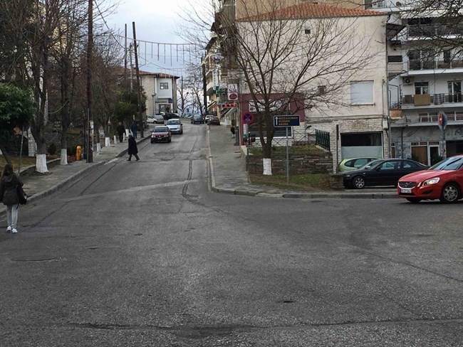 Καστοριά: Πόλη - φάντασμα την πρώτη μέρα του lockdown- Ψυχή στους δρόμους [βίντεο - εικόνες]