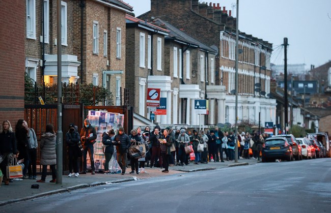 Ουρά Βρετανία 3