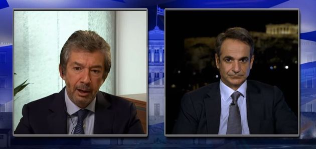 O Διευθύνων Σύμβουλος της Philip Morris International Ανδρέας Καλαντζόπουλος συνομιλεί με τον πρωθυπουργό...