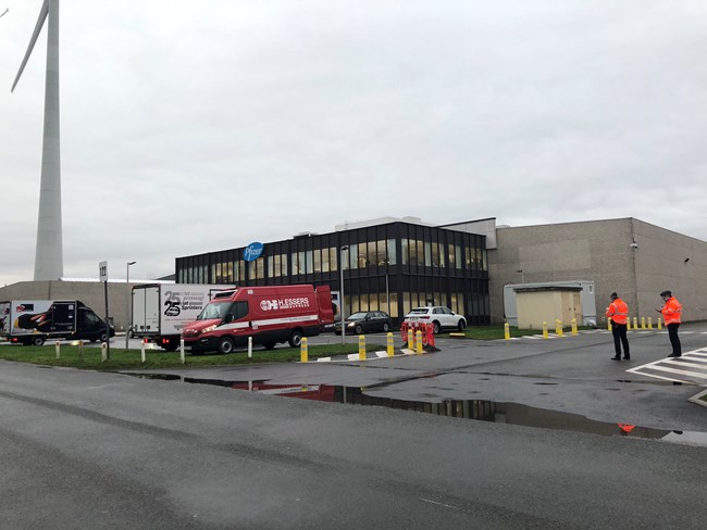 Εμβόλια Pfizer: Ξεκίνησαν από το Βέλγιο τα φορτηγά που θα μεταφέρουν το εμβόλιο σε όλη την Ευρώπη [εικόνες]