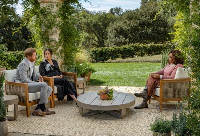 ΧΑΡΙ - ΜΕΓΚΑΝ