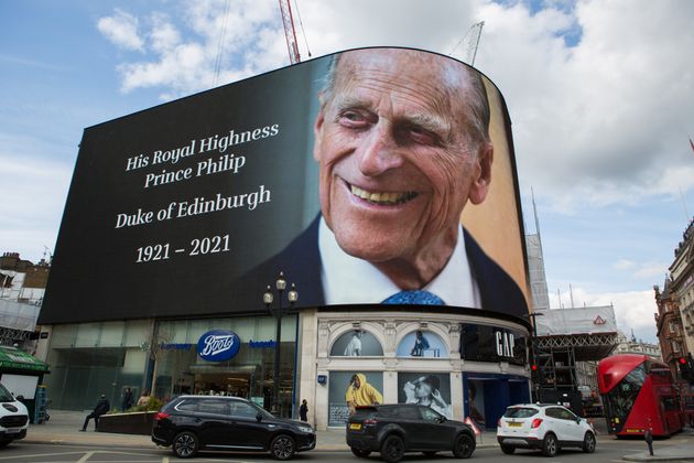 Βρετανία: Κανονιοβολισμοί στη μνήμη του πρίγκιπα